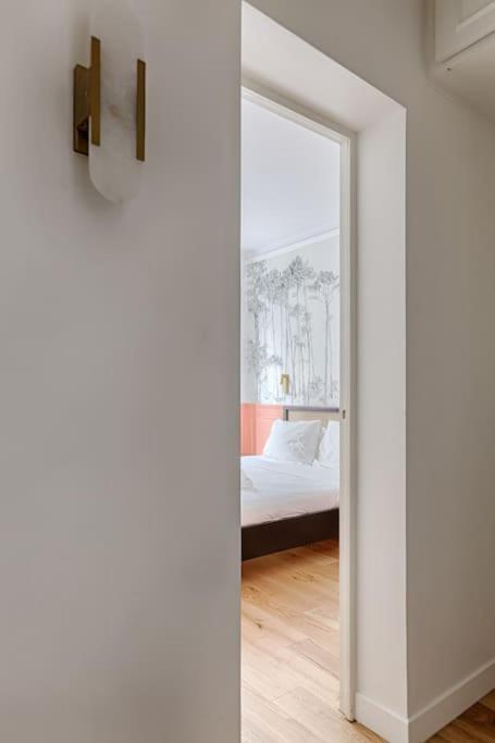 Apartment Mykeypers - Design & Cosy Flat 2br Center - Moulin Rouge Paris